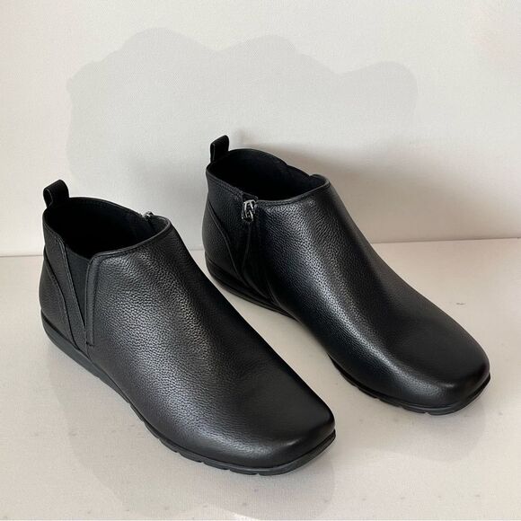 Easy Spirit Aerial Side Leather Zip Ankle Booties - Picture 2 of 7
